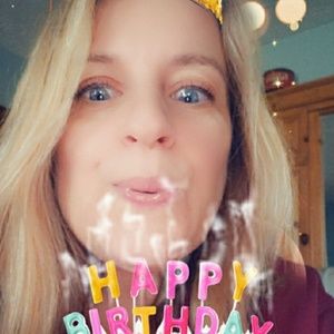 Meet your Posher, Frances